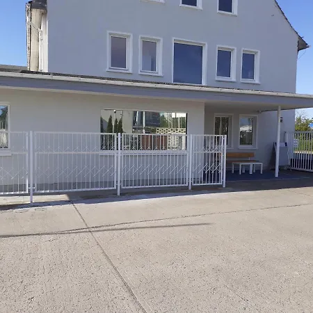Haus Kerstin-stralsund Pensionat *